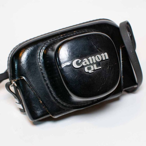 Canon QL17 camera case used