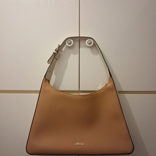 Catwalk shoulder bag, white and tan
