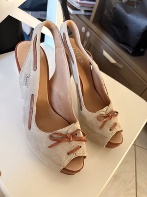 Guess Y2K vintage slingback πέδιλα peep-toe νούμερο 38 σαν καινούργια