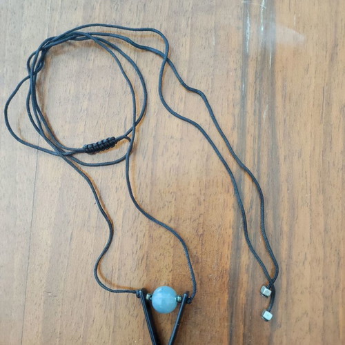 Long necklace used with stone bead