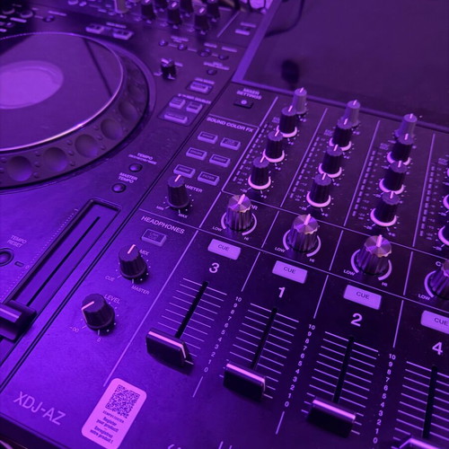 DJ AZ Pioneer mixer new condition