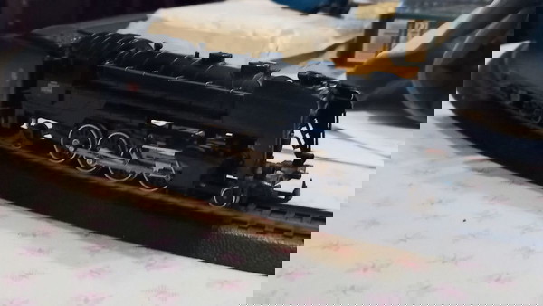 ΗΛΕΚΤΡΙΚΟ ΤΡΕΝΑΚΙ ΑΤΜΟΜΗΧΑΝΗ