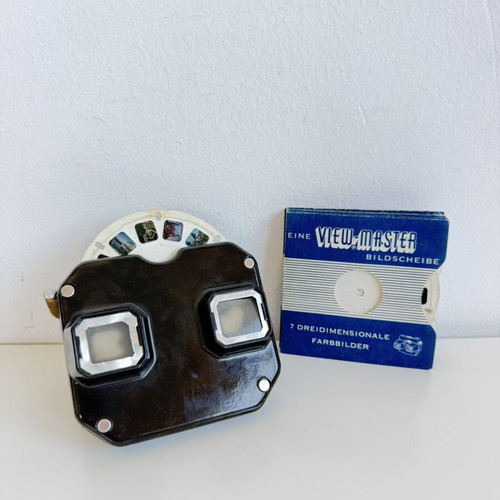 ViewMaster with 9 slides, used, made in Belgium