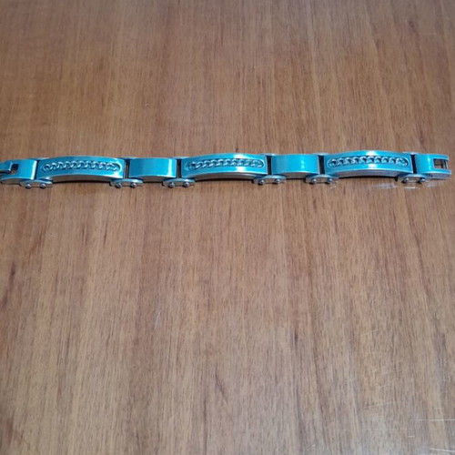 Men's silver handcuff bracelet like new