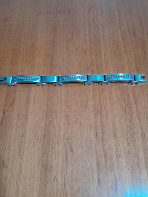 Men's silver handcuff bracelet like new