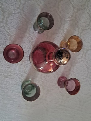 Liqueur set like new with five glasses