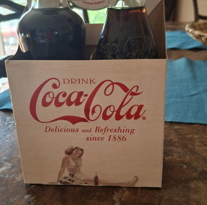 2 συλλεκτικα μπουκάλια Coca Cola