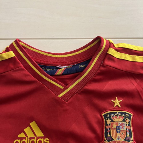 Xavi Spain 2010 Jersey Adidas like new, authentic