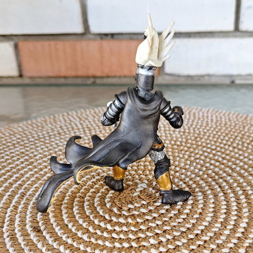 Swan Knight figure used by Papo 39924 without accessories
