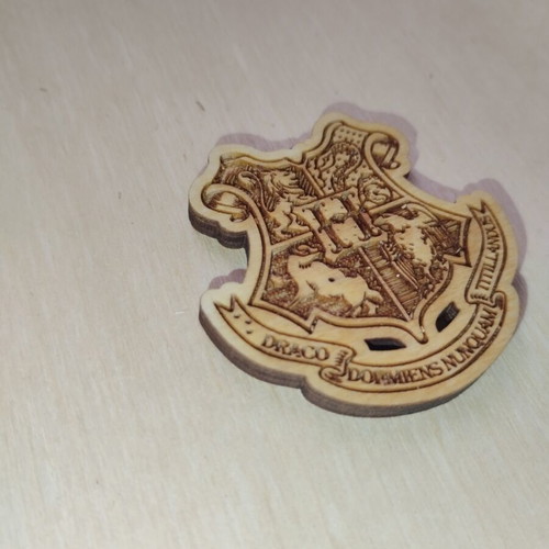 Wooden Hogwarts decorative emblem, 10cm, made to order