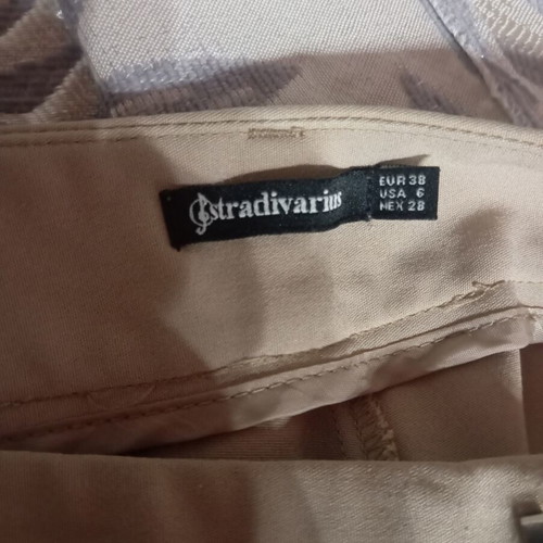 Stradivarius women's pants medium 38 beige like new