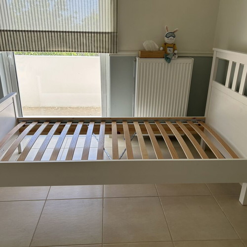 Ikea Hemnes Bed 90x200 with Nattapa Guardrail like new, pine wood