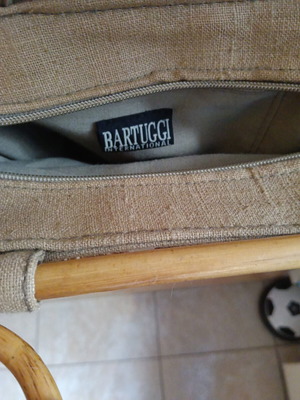 Bartuggi handbag like new, beige