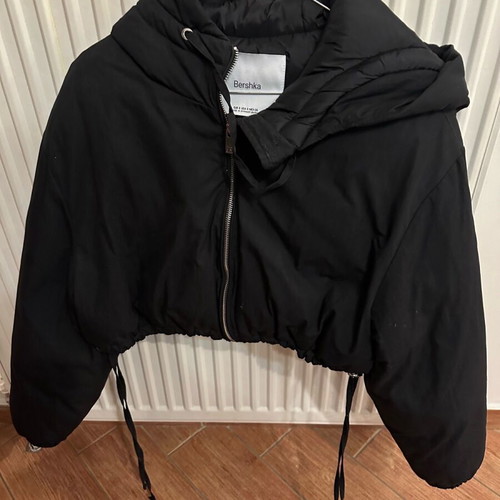 Bershka jacket S black like new
