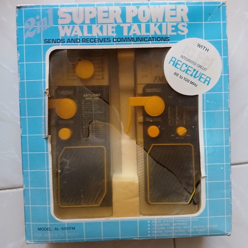 Super Power Walkie Talkies AL-602FM set like new with FM receiver