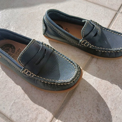 Pablosky leather boys' moccasins Navy blue like new, size 27