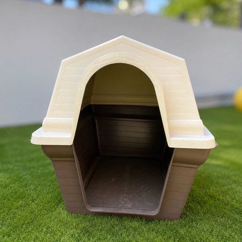 Dog house for medium and large dogs