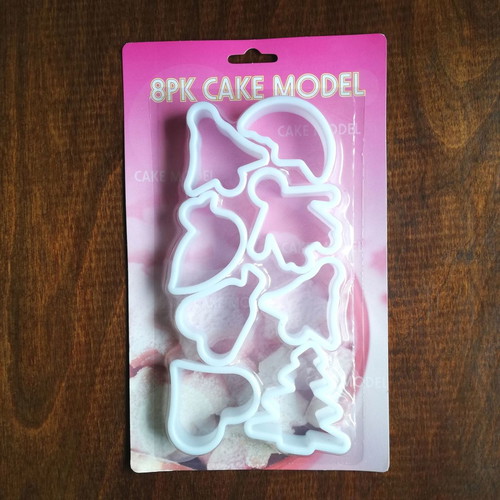 Christmas Cookie Cutters Set of 8 Plastic New