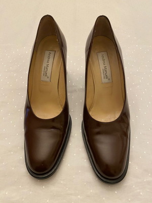 Andrea Manueli leather handmade pumps brown like new, size 38