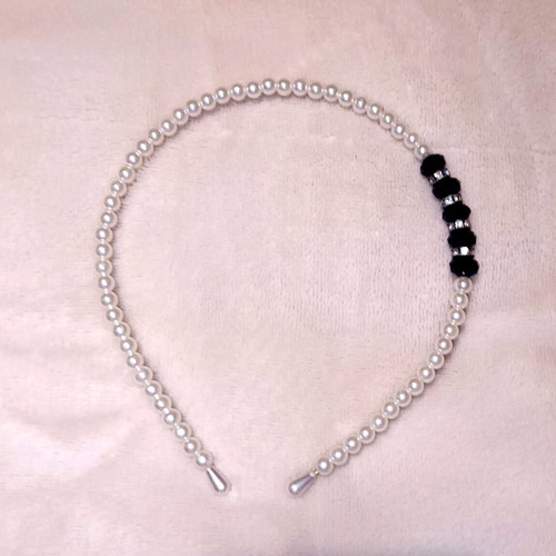 Hairband with pearls and rhinestones new, black and white