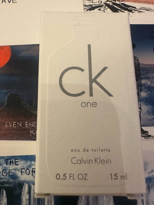 CK One mini perfume 15ml new with box