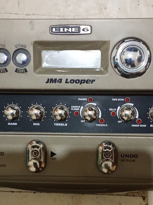 Line 6 JM4 Looper like new with power supply