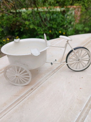 Decorative bicycle ashtray used