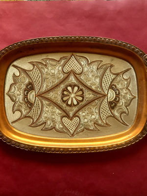 Copper tray used with hook for wall mounting