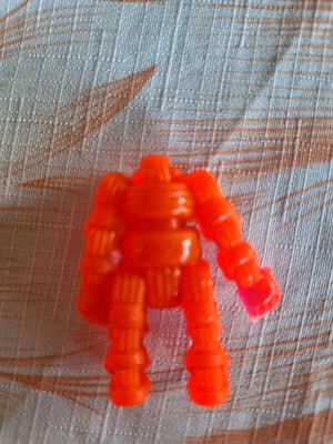Alien Cyclops figure 1986 like new, deep red