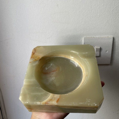 Vintage heavy onyx ashtray like new, decorative marble piece