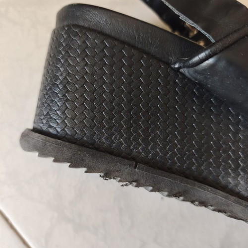 Makris black flatform sandals size 37 used