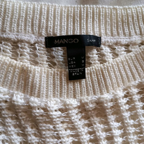 Spring white pullover size M like new