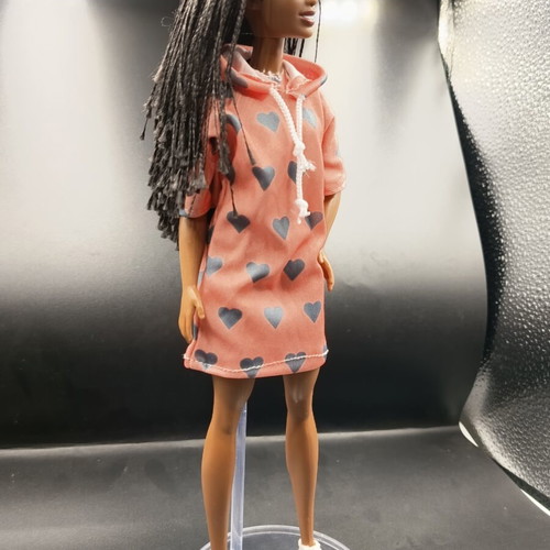 Oversized hoodie dress and shoes for dolls