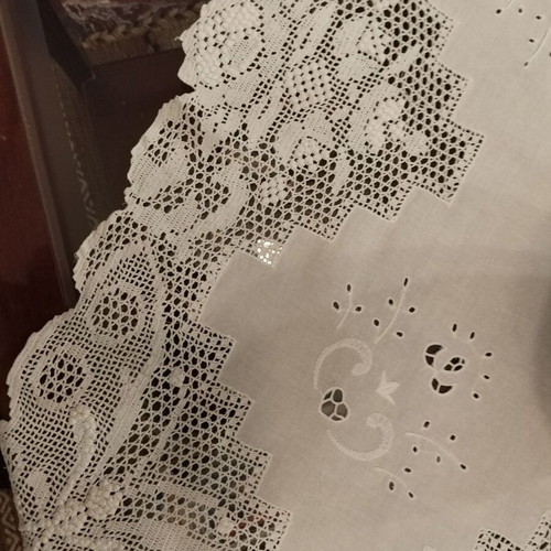 Handmade Crochet Tablecloth white, new, 92×92 cm