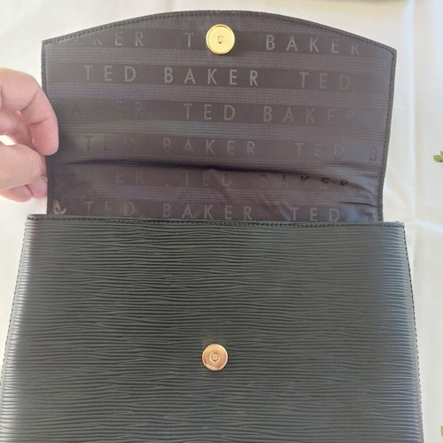 Ted Baker Aveeda shoulder bag with detachable clutch like new