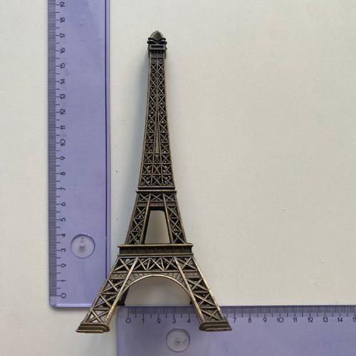 Bronze collectible Eiffel Tower replica used, 18 cm souvenir