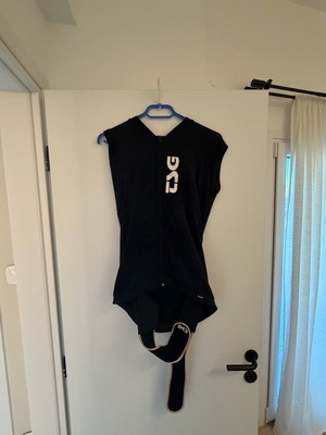 TSG back protection like new
