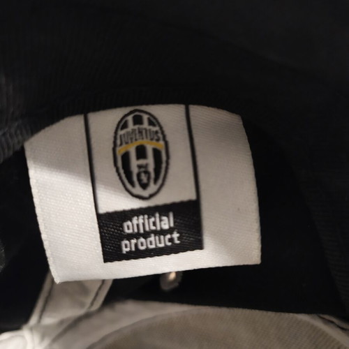 Juventus cap from the 2000s
