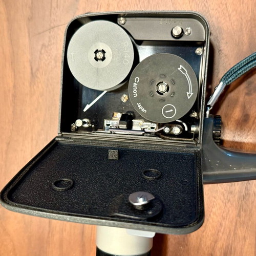 Vintage camera Canon Motor Zoom 8 EEE used, antique collectible model 1962