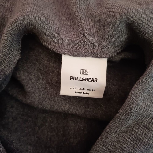 Pull & Bear gray sweatshirt like new