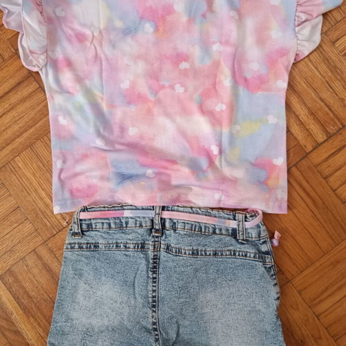 Evita set with colorful heart print top and denim shorts, like new, 6 years