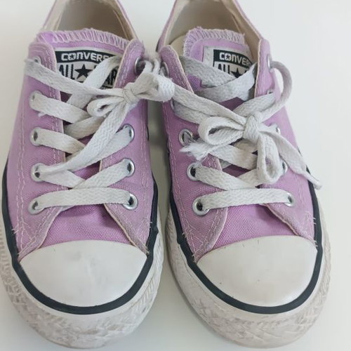 All Star Converse kids shoes used, size 29, purple