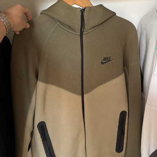 Nike Tech Fleece jacket used, brown and green, size M