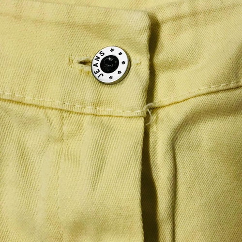 Ghisleri shorts like new, size M, yellow