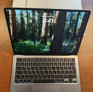 MacBook Air M2 13-инчов модел A2681 - 2025