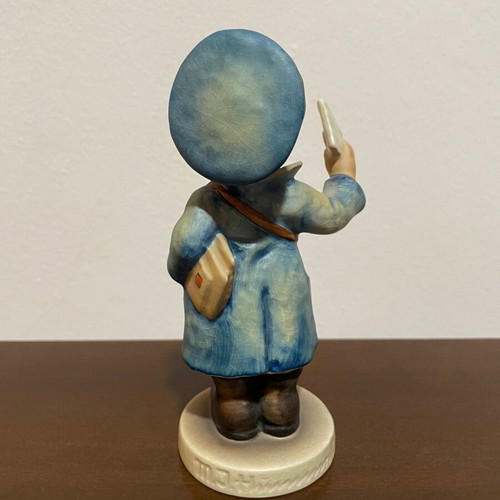 Hummel Goebel Vintage Postman Porcelain Figurine new