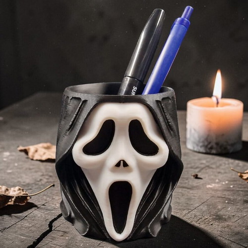 Pen Holder Scream 3D printed inspired by the movie