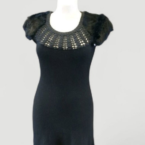 Winter wool knit dress with real fur size S like new