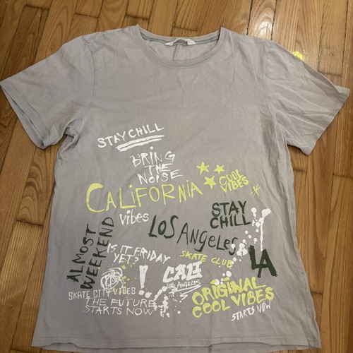 H&M Grey Graffiti T-Shirt like new, size 170 cm, teen