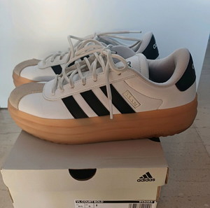 Adidas vl court bold